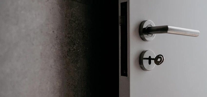 Front Door Handle Repair And Installation in California City, CA